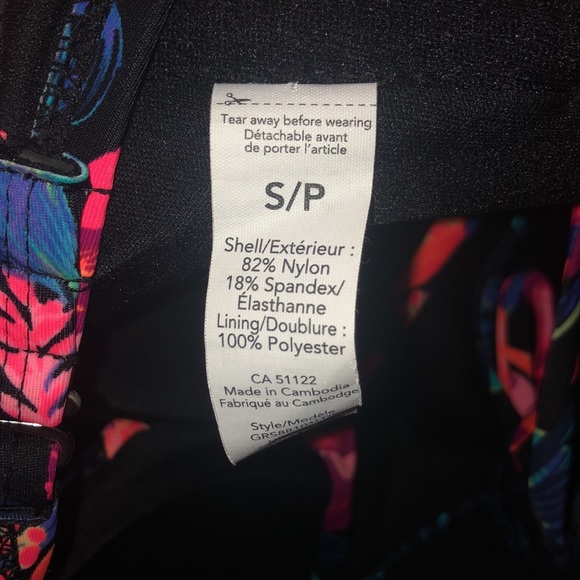 bathing suit top lot - Picture 5 of 9